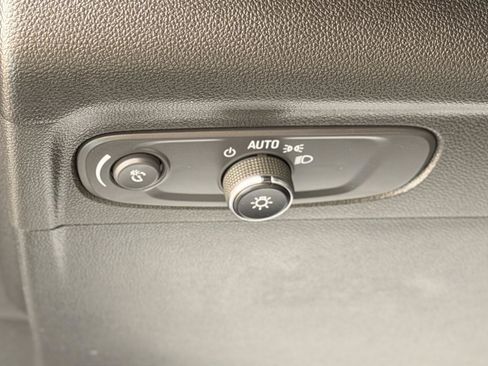 Used 2023 Buick Envision Preferred w/ Sport Touring Package AWD/4WD image 12
