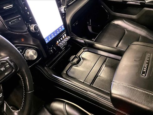 Used 2024 RAM 1500 Limited image 19