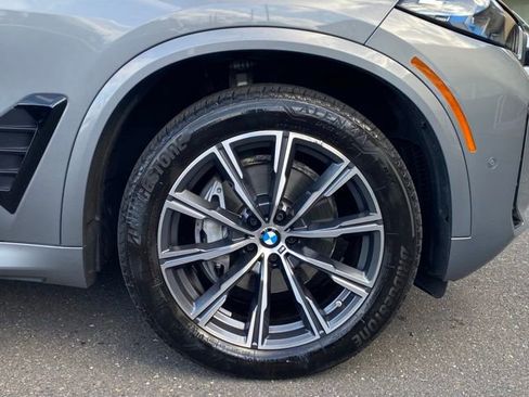 Used 2024 BMW X5 xDrive40i w/ M Sport Package image 22
