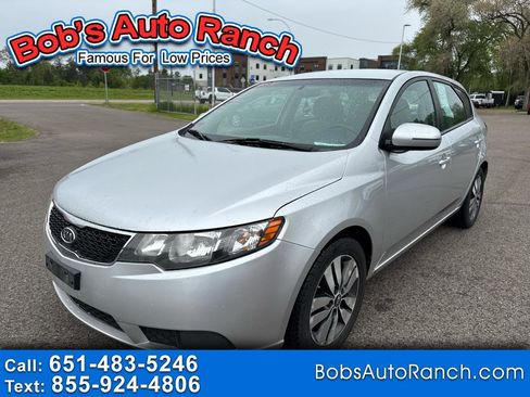 Used 2013 Kia Forte EX FWD image 1