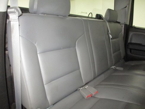 Used 2015 Chevrolet Silverado 2500 W/T AWD/4WD image 18