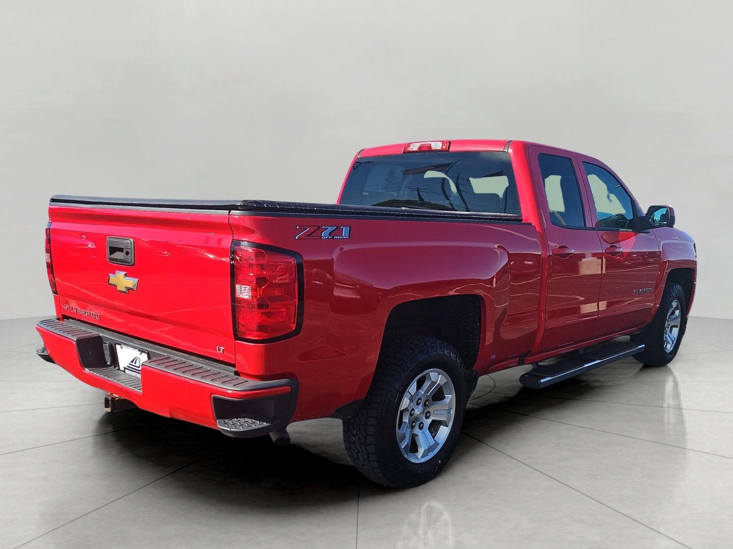 Used 2018 Chevrolet Silverado 1500 LT w/ All Star Edition AWD/4WD image 8