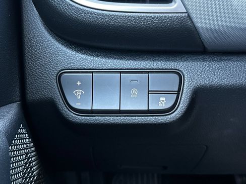 Used 2026 Kia Seltos LX AWD/4WD image 26