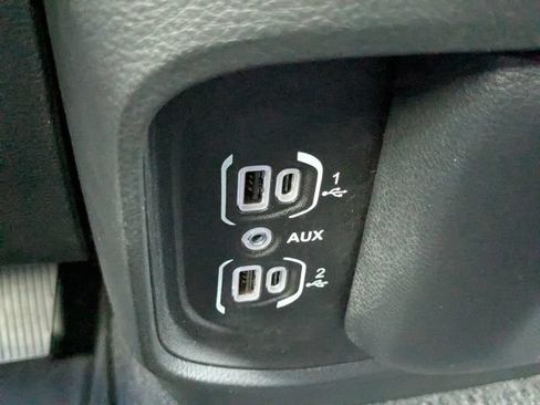 Used 2025 RAM 1500 Warlock AWD/4WD image 20