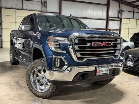Used 2020 GMC Sierra 1500 SLT image 1