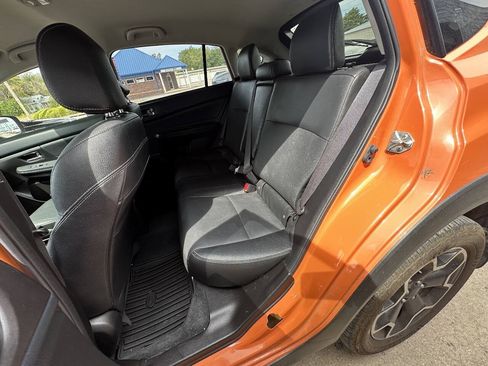 Used 2014 Subaru Crosstrek 2.0i Limited w/ Popular Package #2 AWD/4WD image 16