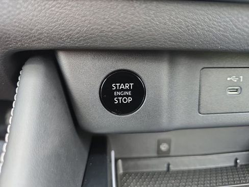 New 2026 Nissan Rogue Platinum w/ Platinum Premium Package AWD/4WD image 28