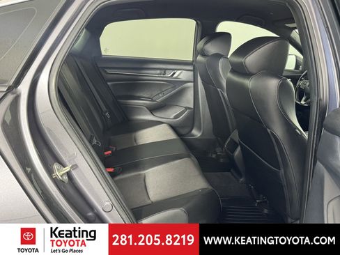 Used 2020 Honda Accord Sport image 17