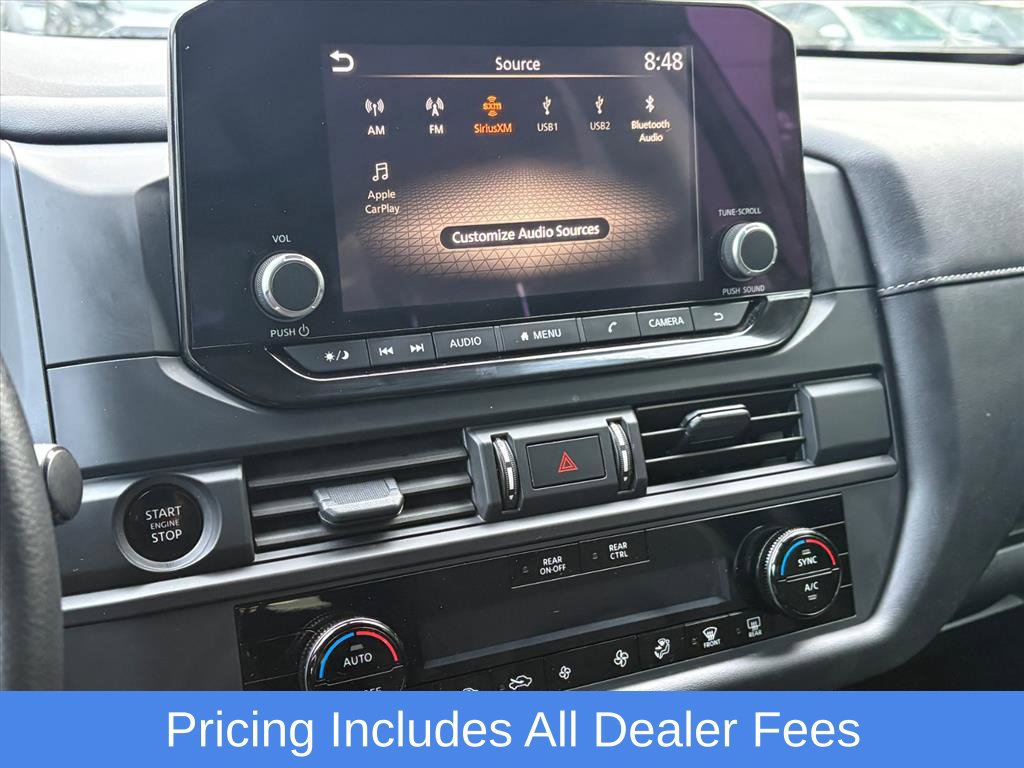 Used 2025 Nissan Pathfinder S AWD/4WD image 13