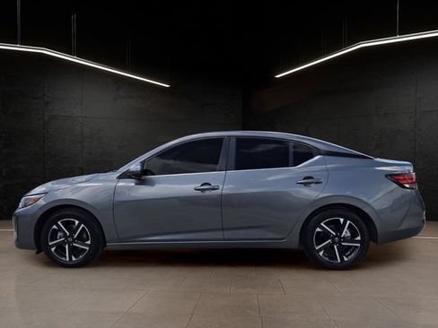 Used 2024 Nissan Sentra SV FWD image 4