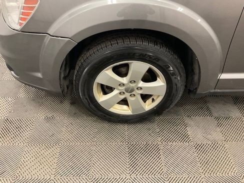 Used 2012 Dodge Journey SXT w/ Flexible Seating Group image 9