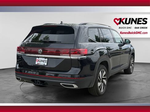 Used 2025 Volkswagen Atlas SE FWD image 10