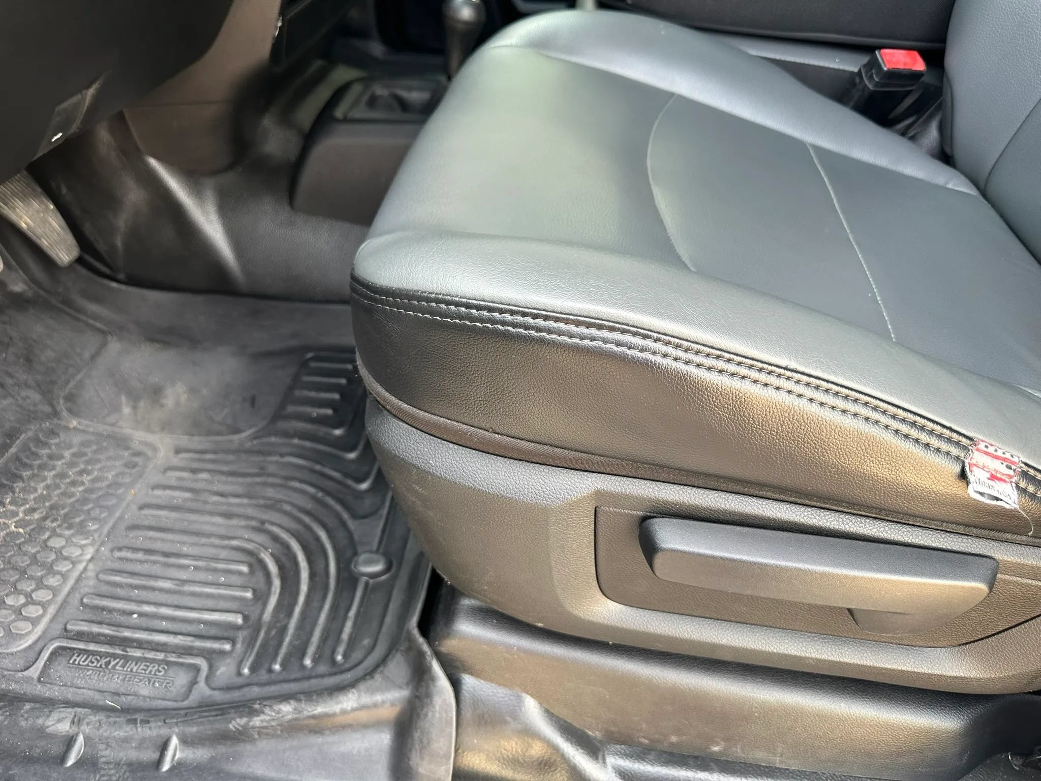 Used 2021 RAM 3500 Tradesman w/ Chrome Appearance Group AWD/4WD image 33