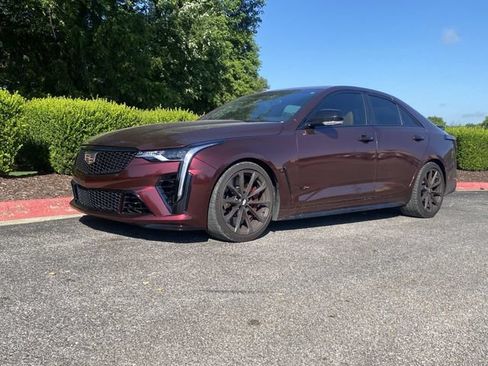 Used 2025 Cadillac CT4 V Blackwing w/ Driver Assist Package RWD image 10