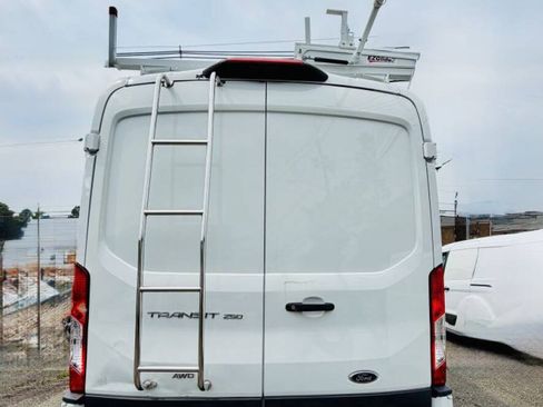 Used 2023 Ford Transit 250 Medium Roof AWD w/ Load Area Protection Package image 11