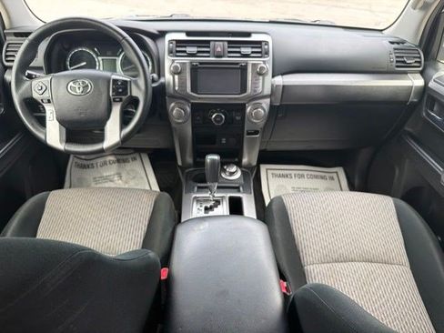 Used 2018 Toyota 4Runner SR5 AWD/4WD image 25