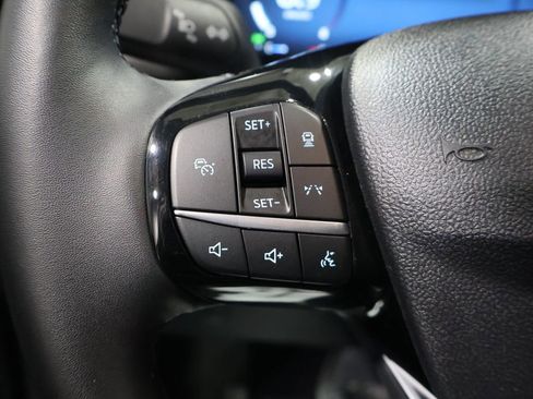 Used 2023 Ford Escape Platinum image 37