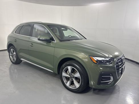 Used 2023 Audi Q5 2.0T Premium w/ Convenience Package AWD/4WD image 28