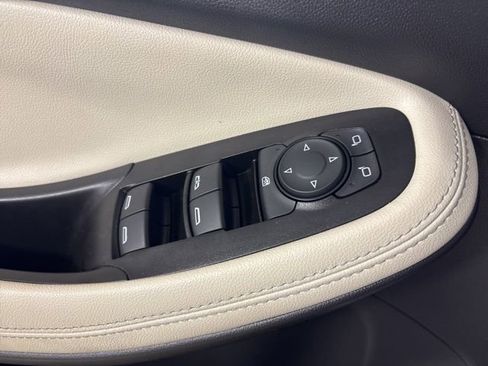 Used 2023 Buick Encore GX Select FWD image 33