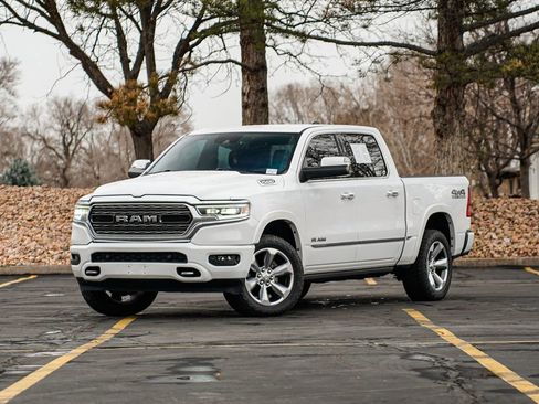 Used 2020 RAM 1500 Limited image 1