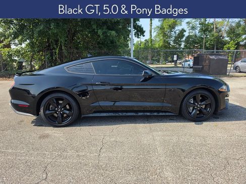 Used 2021 Ford Mustang GT Premium w/ Black Accent Package RWD image 12