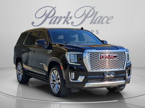 Used 2024 GMC Yukon Denali w/ Denali Reserve Package AWD/4WD image 8