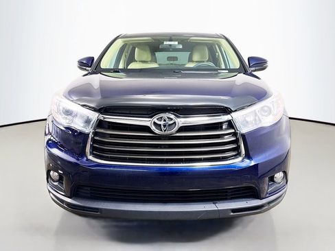 Used 2016 Toyota Highlander Plus image 2