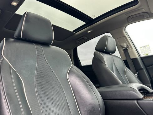 Used 2019 Acura RDX FWD w/ Advance Package image 16