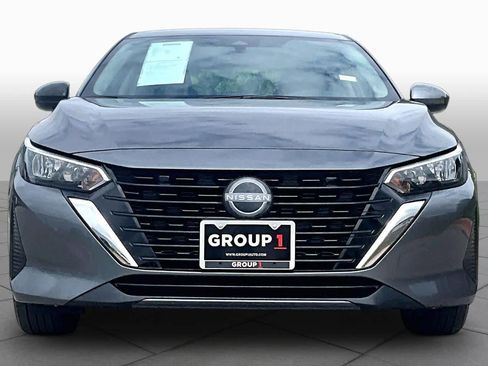 Certified 2025 Nissan Sentra SV FWD image 4