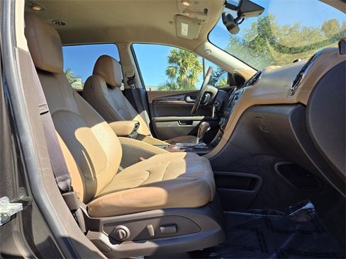 Used 2014 Buick Enclave Leather w/ Trailering Provision Package image 18