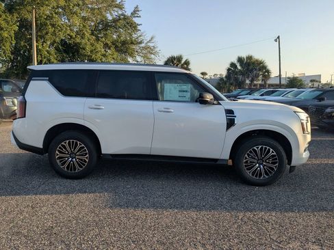 New 2026 Nissan Armada SL w/ Captain's Chari Seat Package RWD image 3