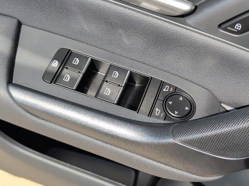 Used 2025 MAZDA CX-50 AWD 2.5 Hybrid w/ Weather Package image 17