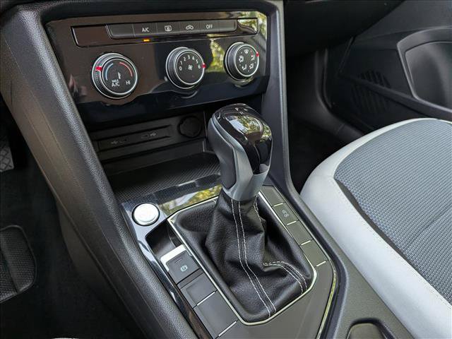 Certified 2025 Volkswagen Taos S FWD image 32