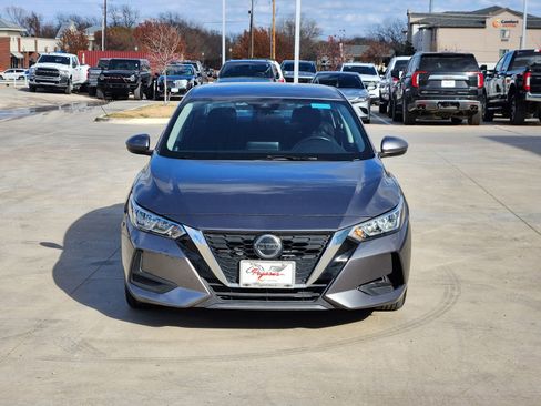 Used 2021 Nissan Sentra SV image 6