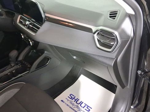 Used 2025 Chevrolet TrailBlazer LT image 27