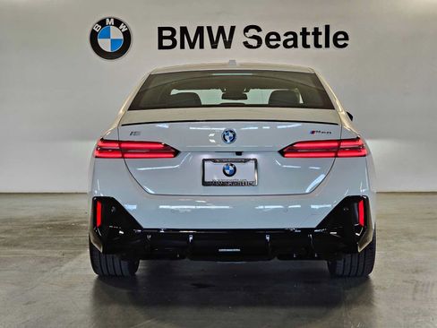 New 2026 BMW i5 M60 w/ Premium Package AWD/4WD image 37