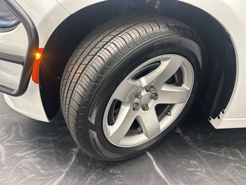 Used 2023 Dodge Charger Police w/ Convenience Group I image 27