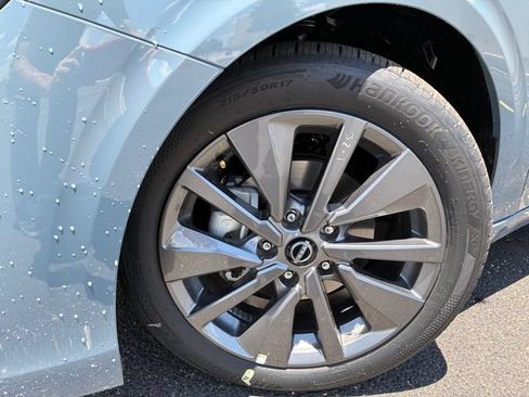 New 2026 Nissan Sentra SL w/ Floor Mat Package FWD image 10