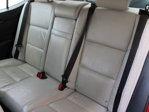 Used 2014 Lexus ES 350 w/ Luxury Package FWD image 26