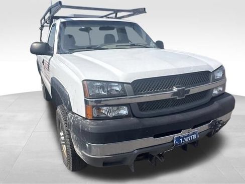 Used 2004 Chevrolet Silverado 2500 W/T w/ Skid Plate Package AWD/4WD image 7