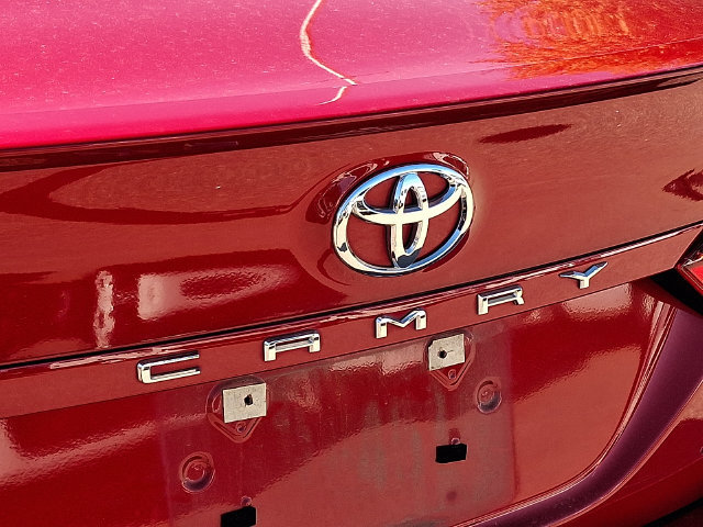 Used 2024 Toyota Camry SE FWD image 12