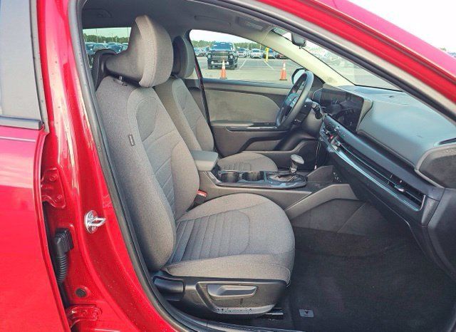 Certified 2025 Kia K4 EX FWD image 14