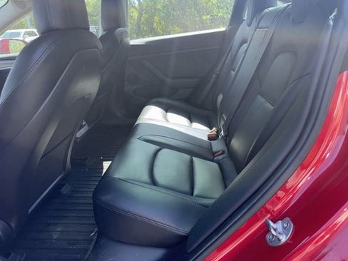 Used 2022 Tesla Model 3 RWD image 7