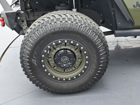 Used 2022 Jeep Wrangler Unlimited Sport image 34