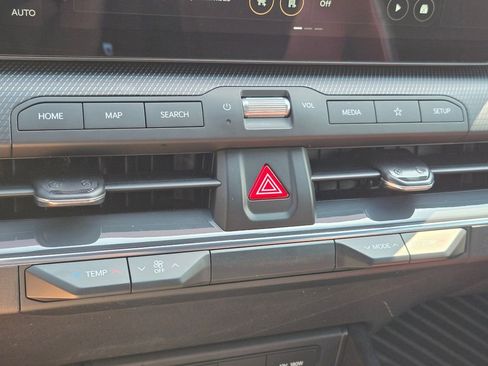 Certified 2025 Kia K4 GT-Line Turbo FWD image 27