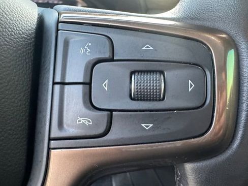 Used 2021 Chevrolet Suburban High Country image 8