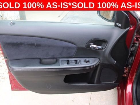 Used 2014 Chrysler 200 Limited w/ 200 S V6 Premium Group image 16