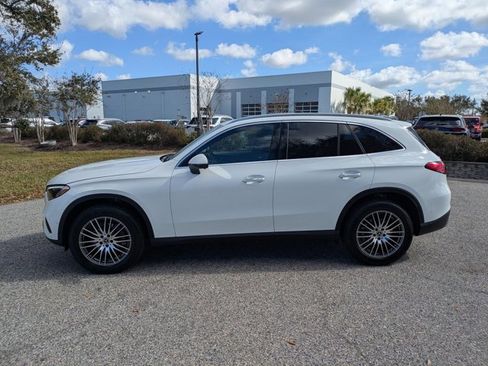 Certified 2026 Mercedes-Benz GLC 300 image 9