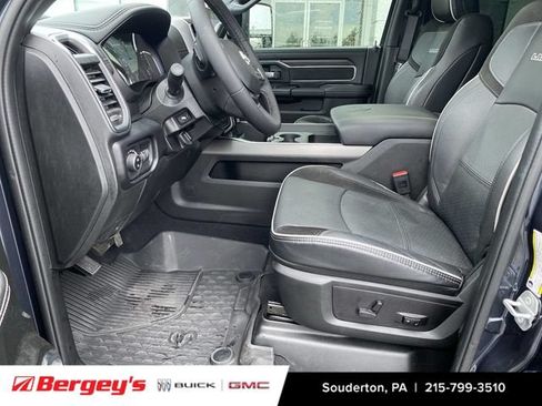 Used 2025 RAM 2500 Laramie AWD/4WD image 22