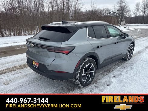 New 2026 Chevrolet Equinox EV LT image 9